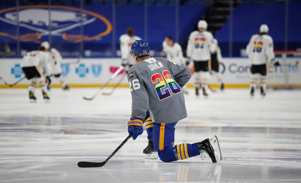 Sabres Penguins